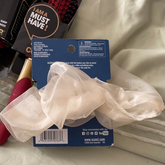 Don’t Brush Me Off Package (5-items) - Picture 7 of 11